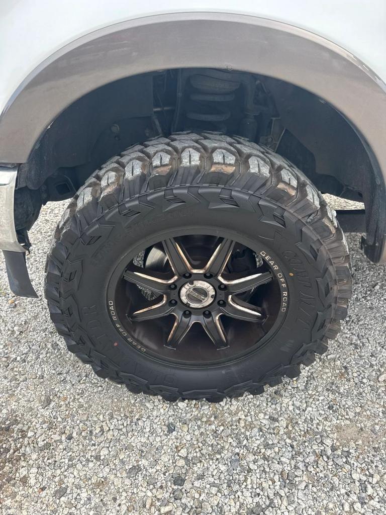 2021 Ford F-250 - $35,900