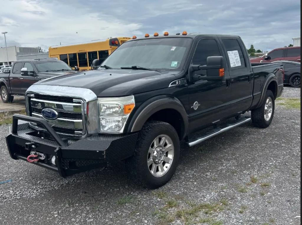 2015 Ford F-250 - $27,900