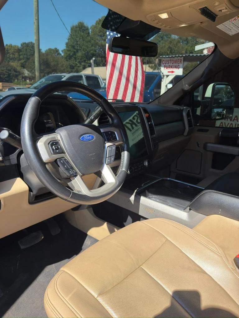 2021 Ford F-350 - $32,900