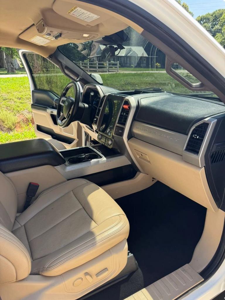 2021 Ford F-350 - $35,900