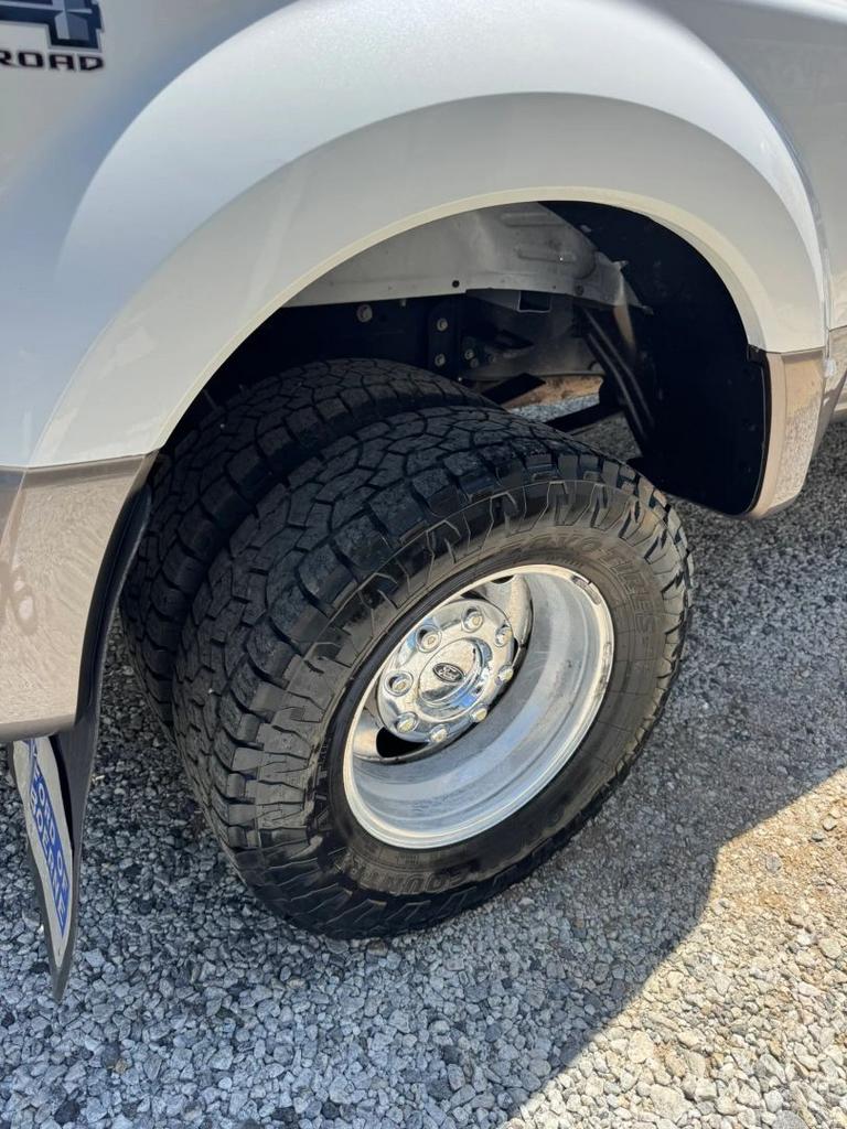 2021 Ford F-350 - $35,900