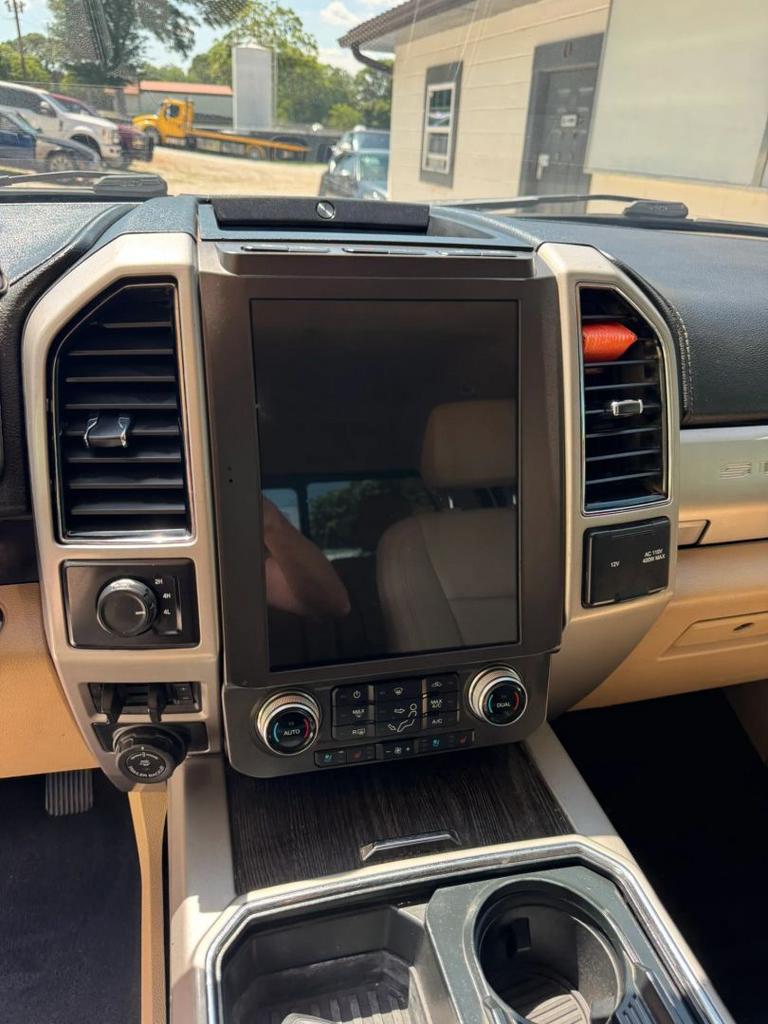 2021 Ford F-350 - $35,900