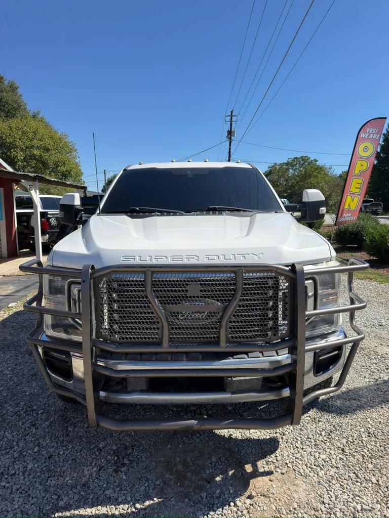 2021 Ford F-350 - $32,900