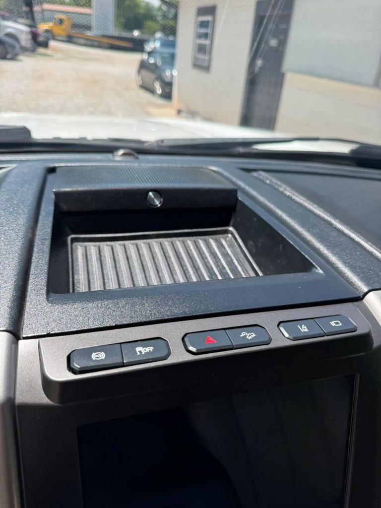 2021 Ford F-350 - $35,900