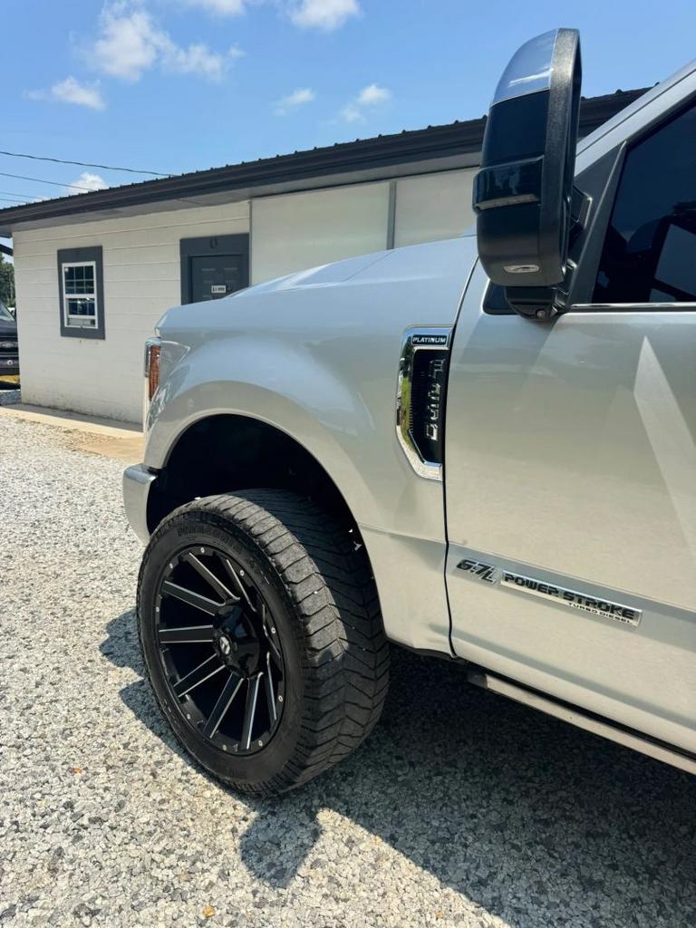 2019 Ford F250 - $32,900