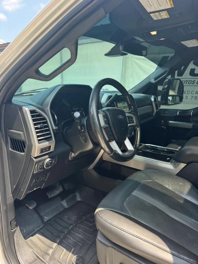 2019 Ford F250 - $32,900