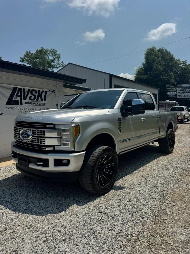 2019 Ford F250 - $32,900