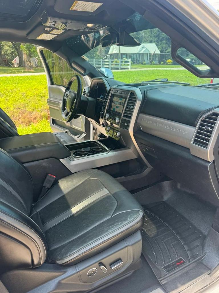 2019 Ford F250 - $32,900
