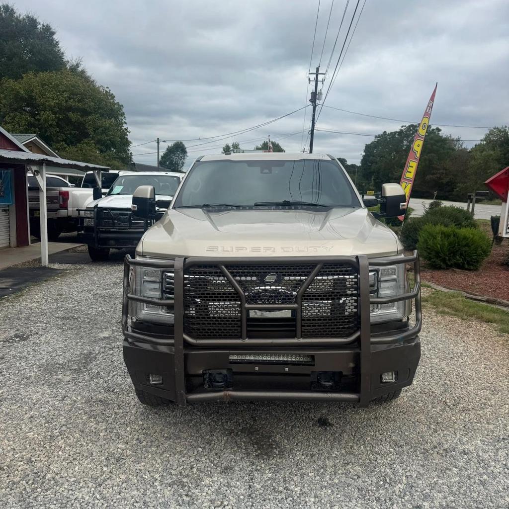 2017 Ford F-250 - $29,000