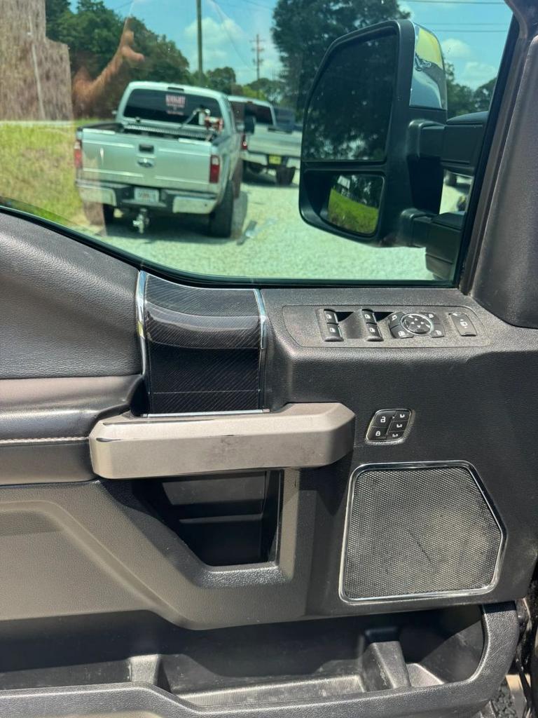 2020 Ford F350 - $35,500