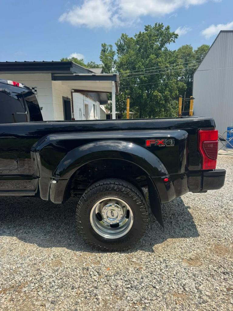 2020 Ford F350 - $35,500