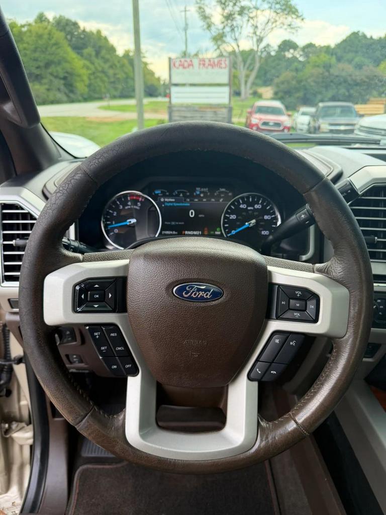 2017 Ford F-250 - $32,900