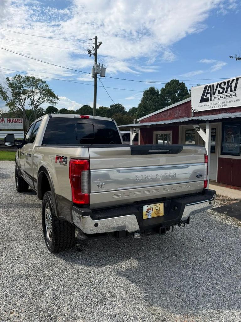 2017 Ford F-250 - $32,900