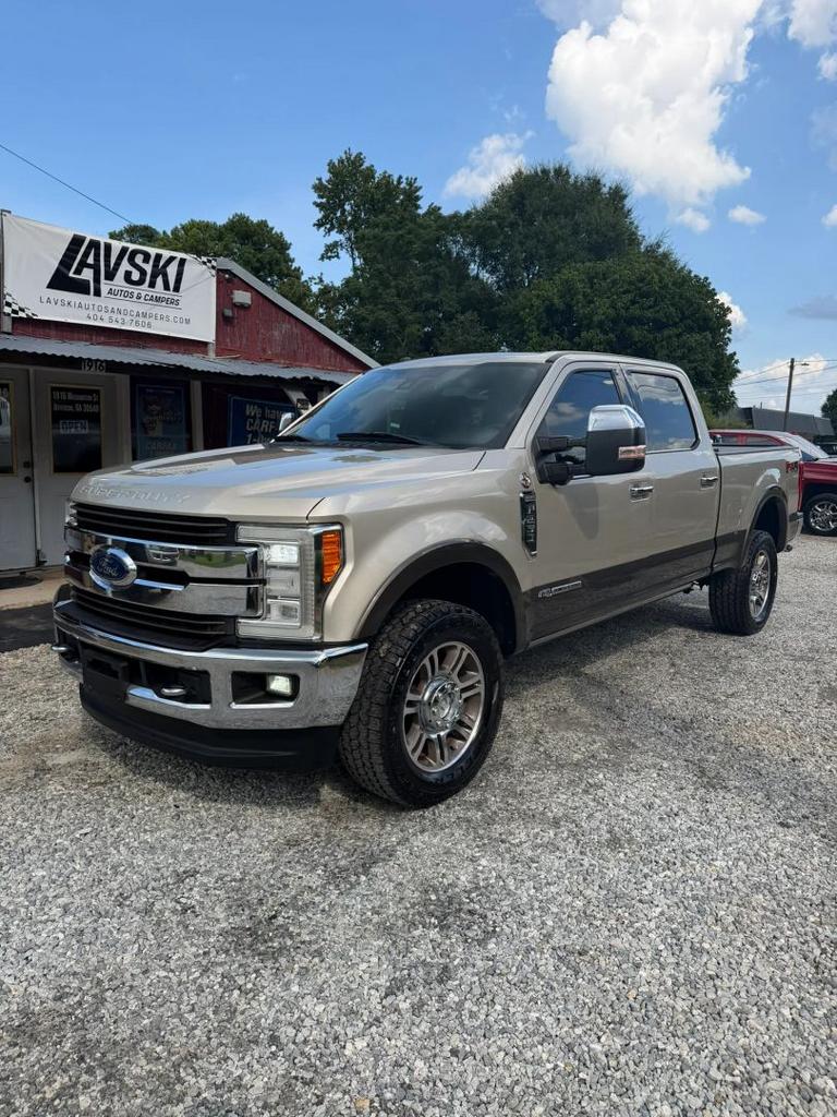 2017 Ford F-250 - $32,900