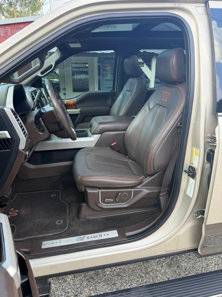 2017 Ford F-250 - $32,900