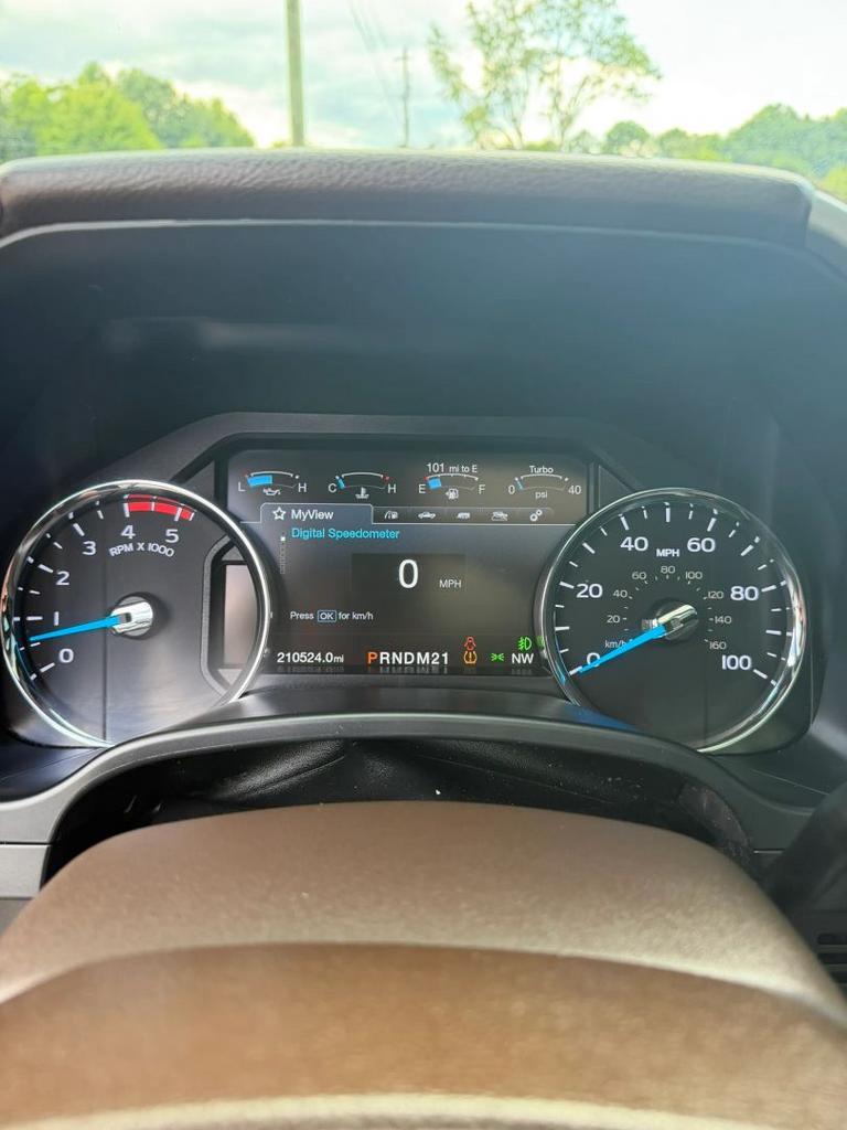2017 Ford F-250 - $32,900