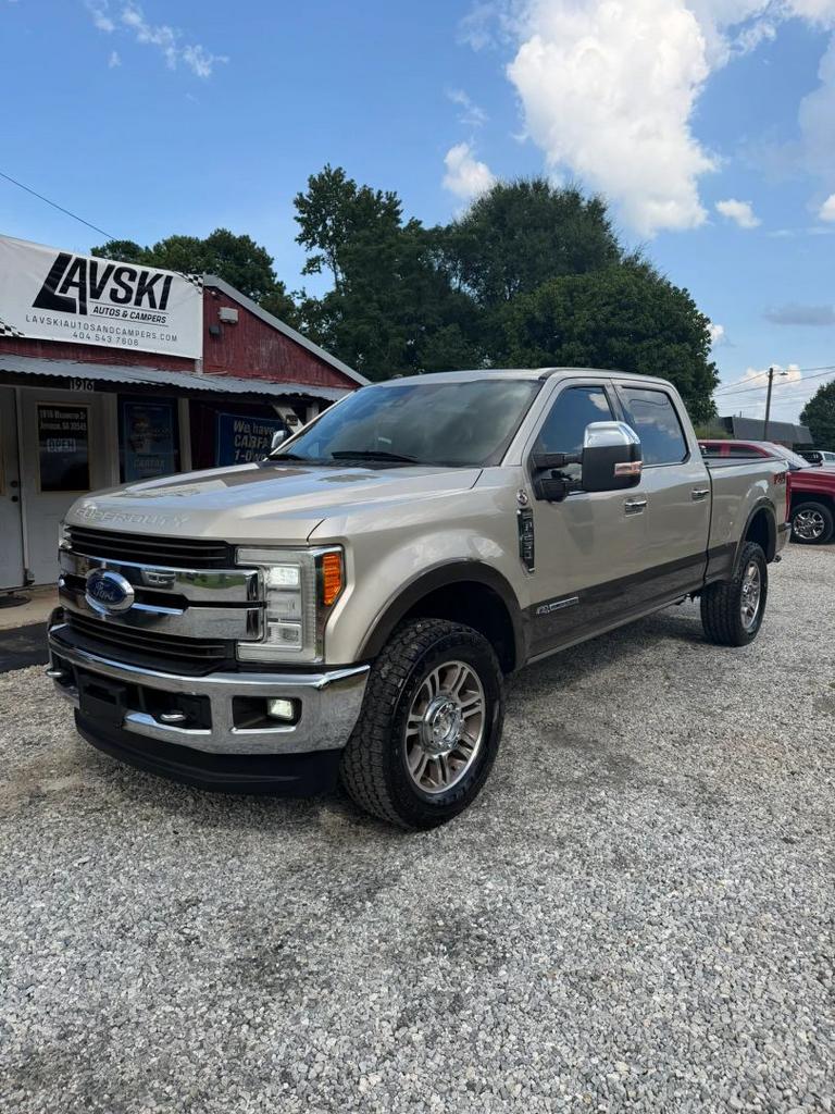 2017 Ford F-250 - $32,900
