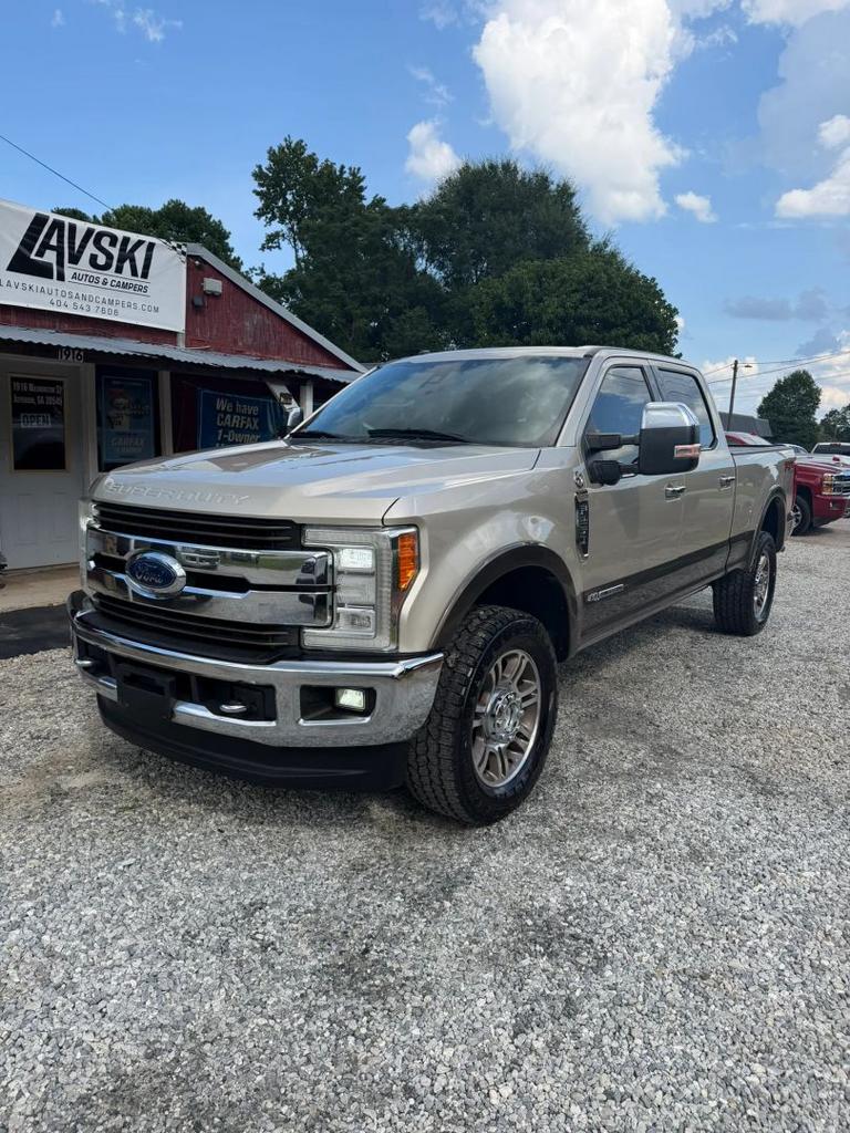 2017 Ford F-250 - $32,900