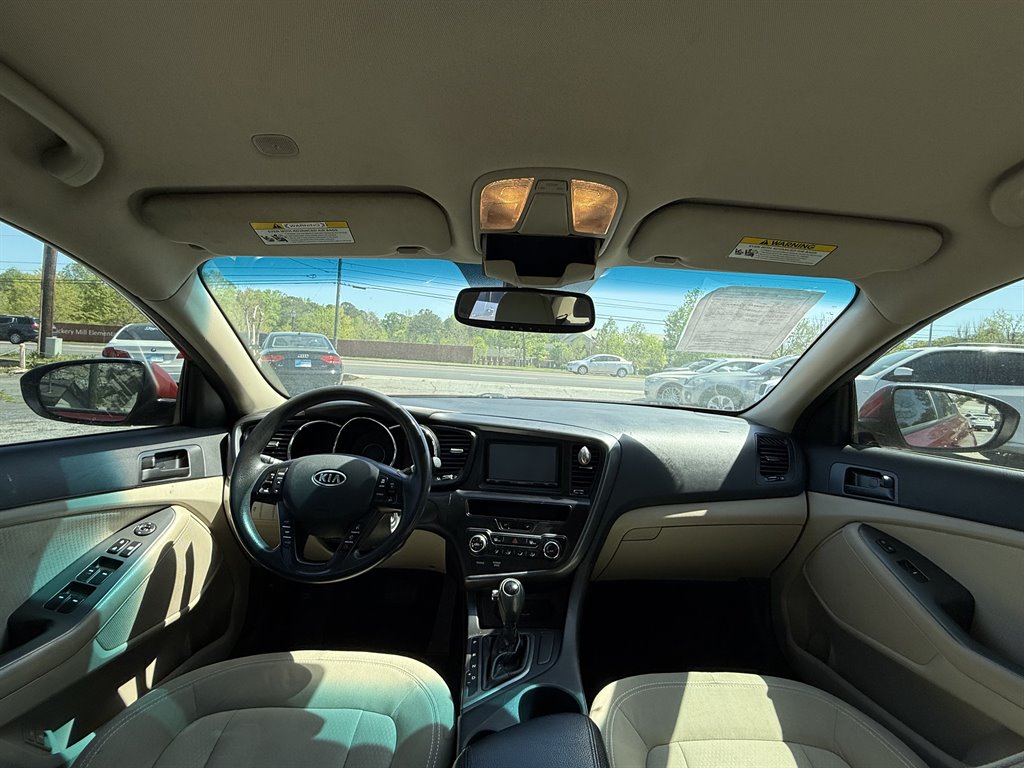 2011 Kia Optima LX photo