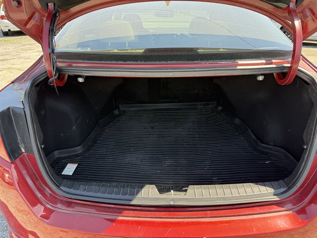 2011 Kia Optima LX photo