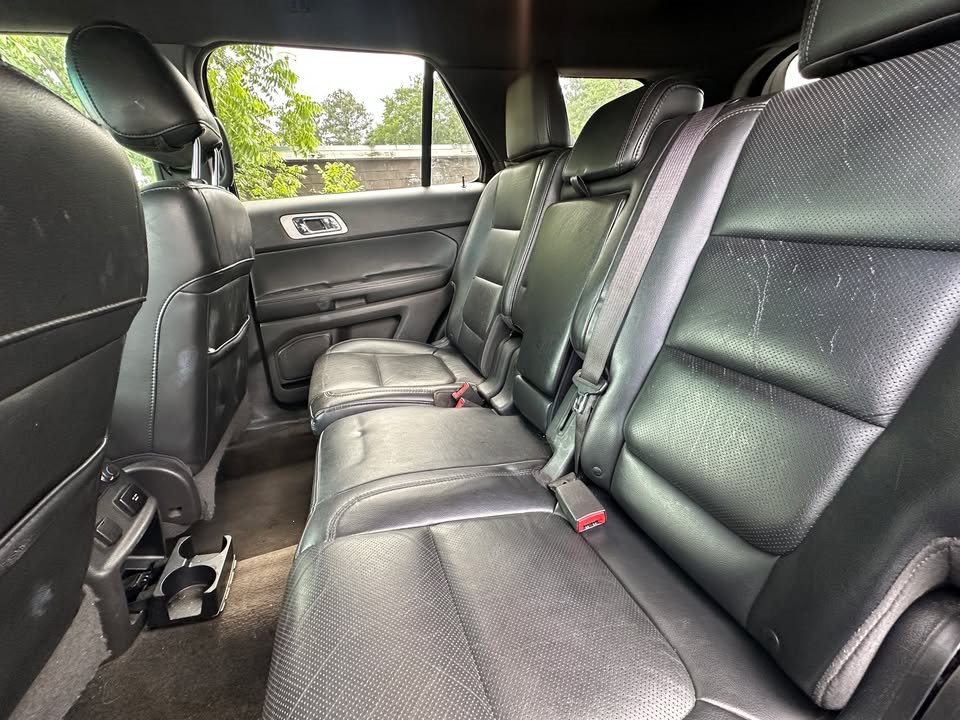 2013 Ford Explorer - $6,200