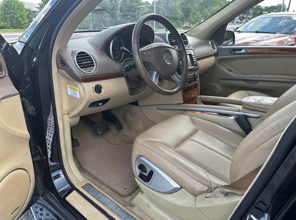 2007 Mercedes-Benz GL-Class - $3,800
