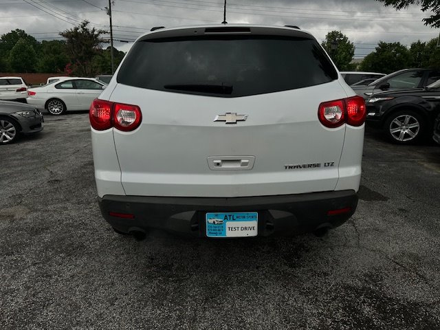 2010 Chevrolet Traverse LTZ photo