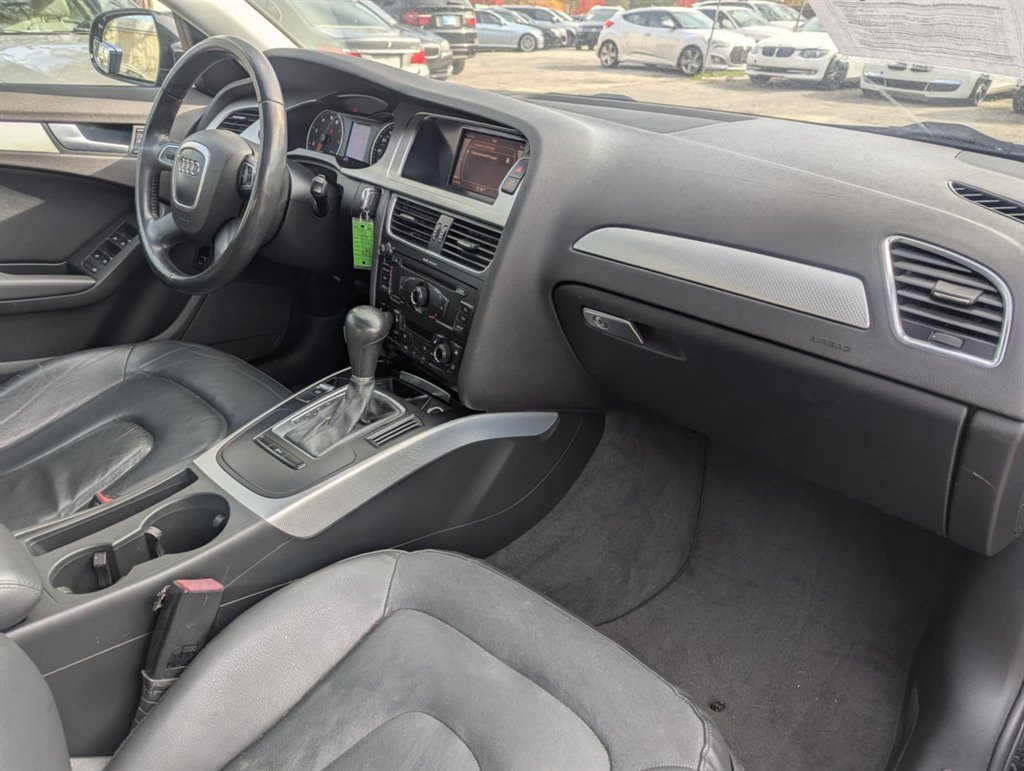 2011 Audi A4 2.0T Premium Plus photo