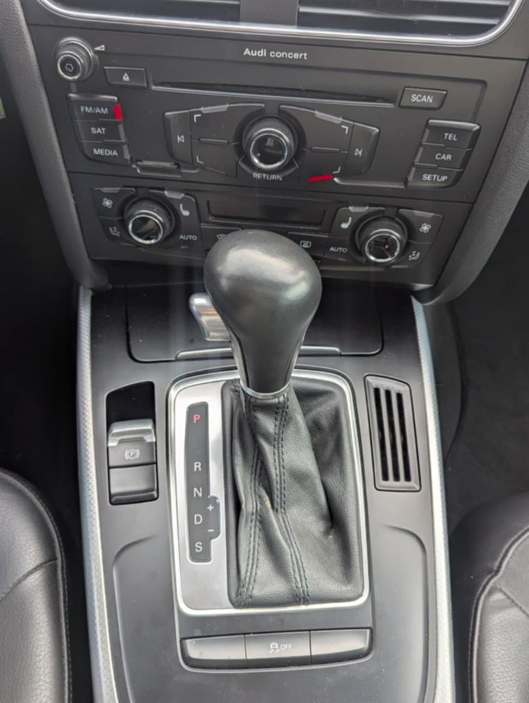 2011 Audi A4 2.0T Premium Plus photo