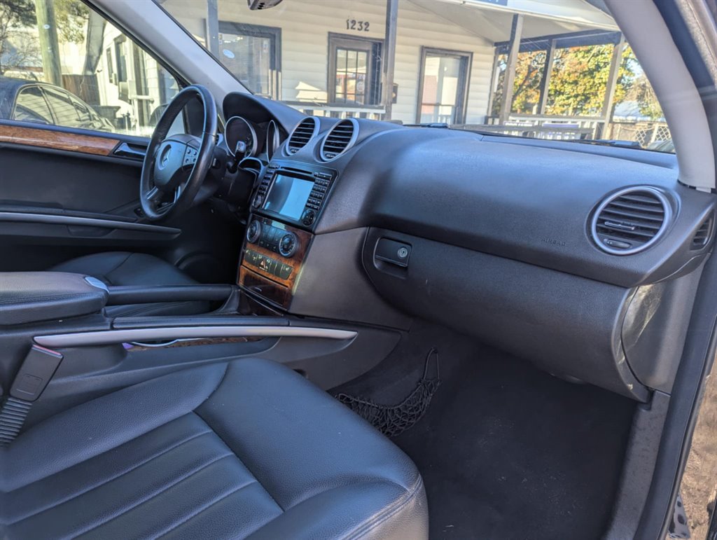 2007 Mercedes-Benz M-Class ML500 photo
