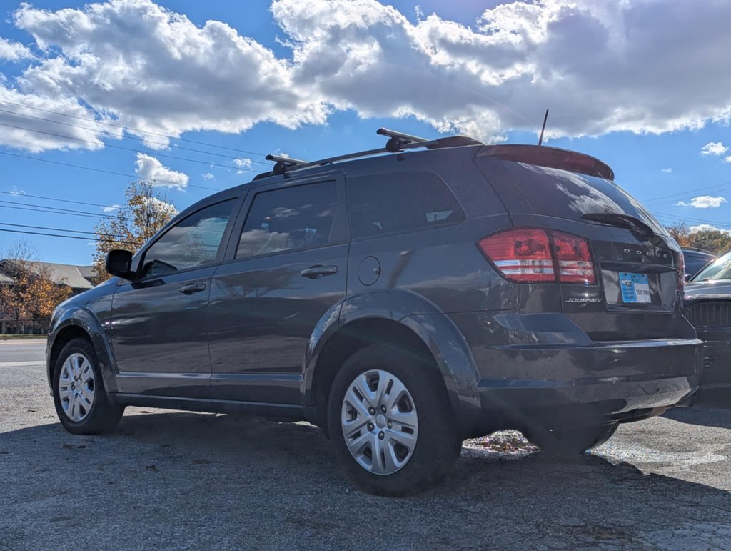 2018 Dodge Journey SE photo