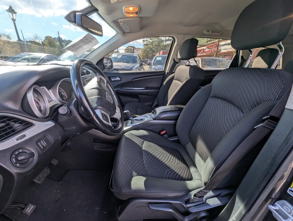 2018 Dodge Journey SE photo
