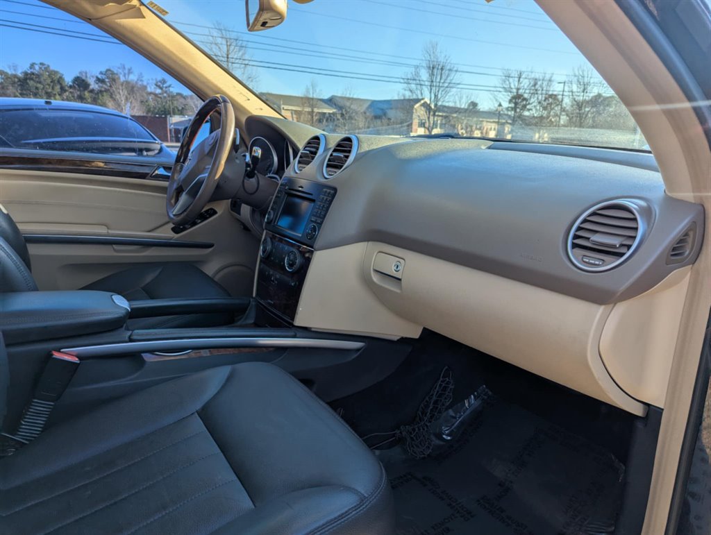 2011 Mercedes-Benz M-Class ML350 4MATIC photo