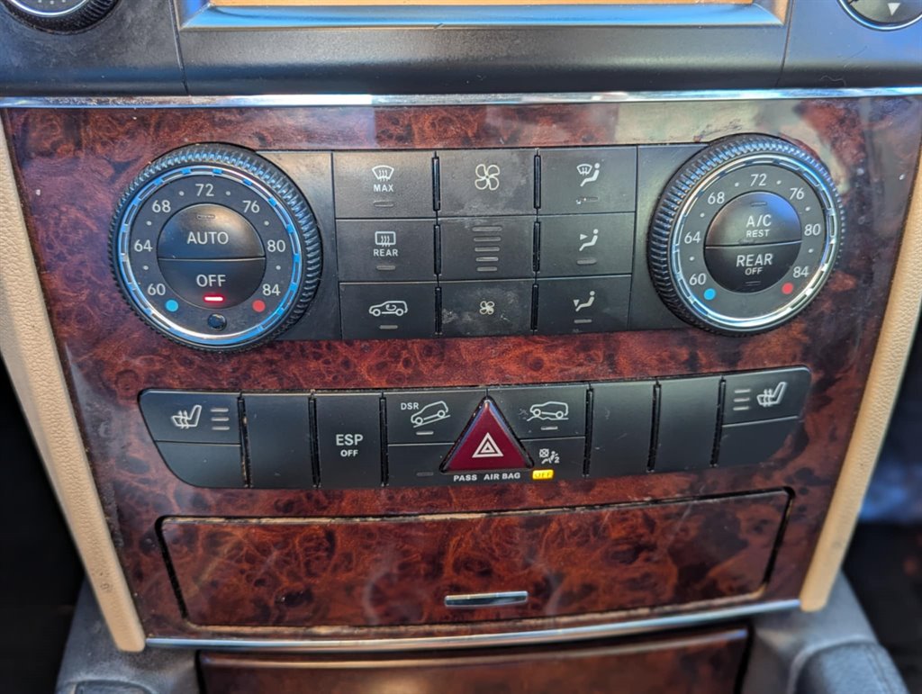 2011 Mercedes-Benz M-Class ML350 4MATIC photo