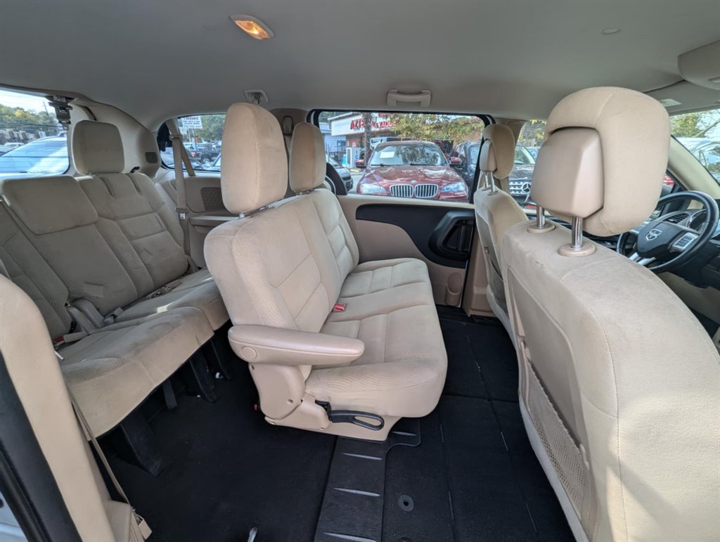 2015 Dodge Grand Caravan SE photo