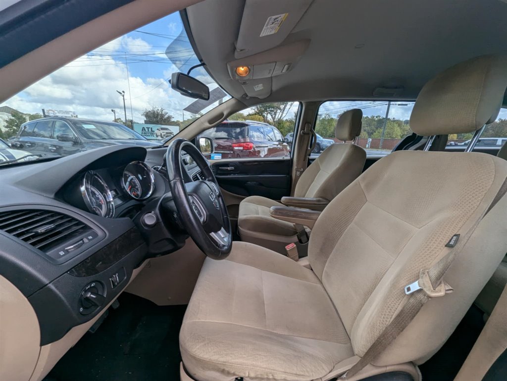 2015 Dodge Grand Caravan SE photo
