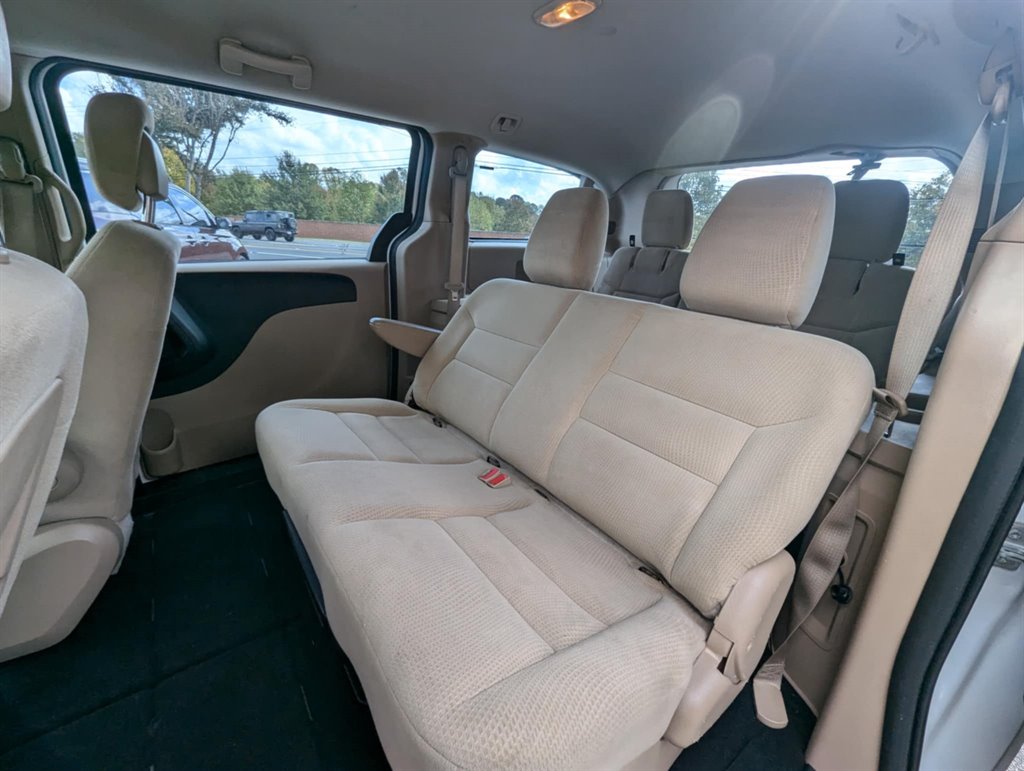 2015 Dodge Grand Caravan SE photo