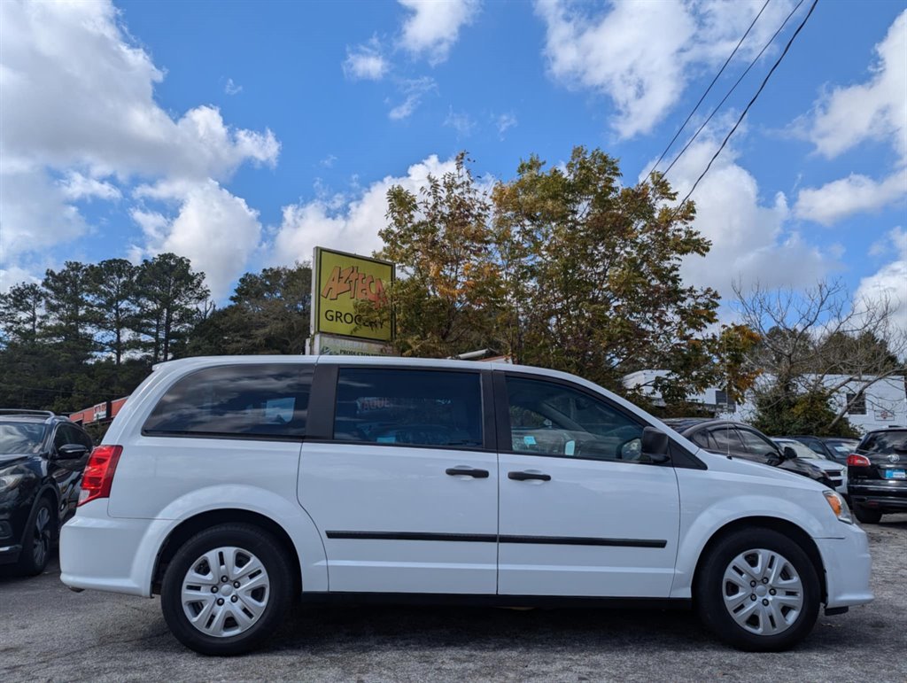 2015 Dodge Grand Caravan SE photo