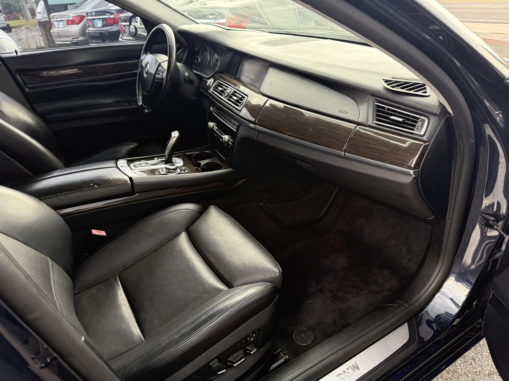 2011 BMW 750lxi - $8,300