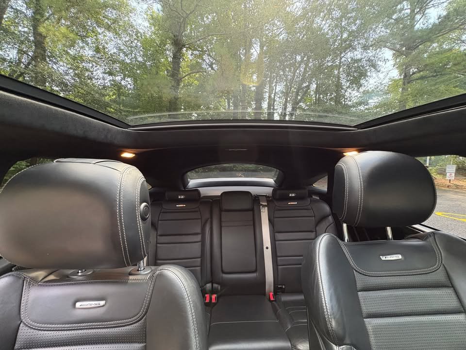 2016 Mercedes-Benz E-Class - $40,000