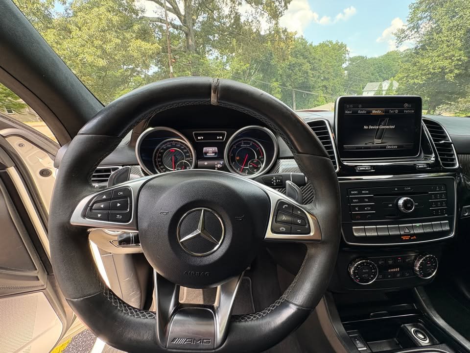 2016 Mercedes-Benz E-Class - $40,000