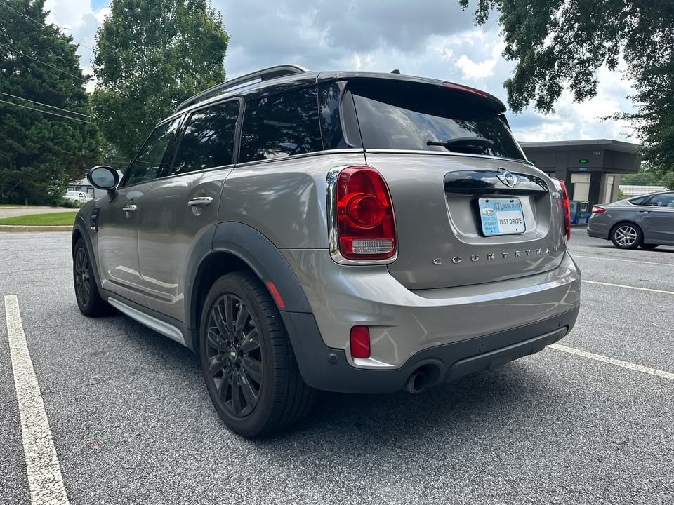 2018 MINI Countryman - $8,999