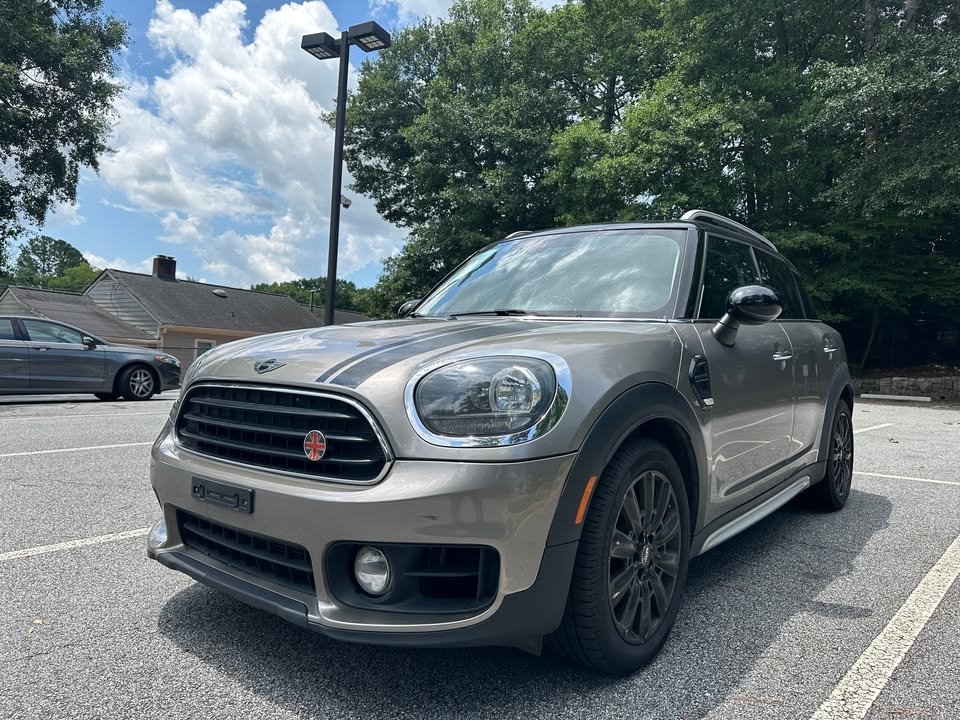 2018 MINI Countryman - $8,999