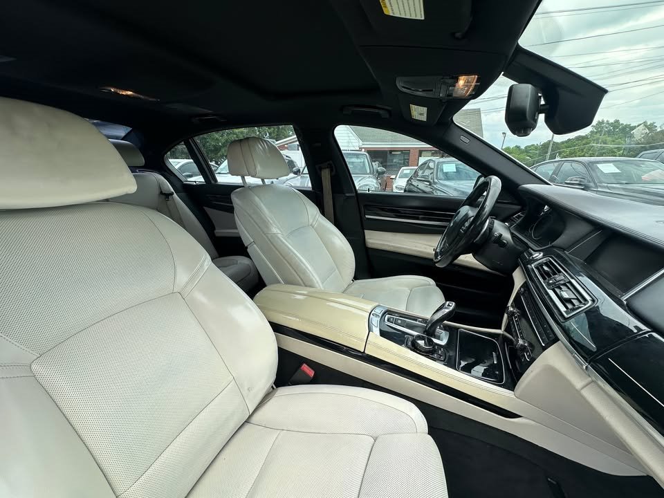 2014 BMW 7 Series