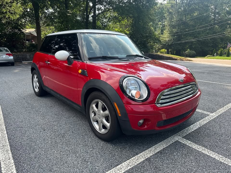 2010 MINI Cooper - $4,200