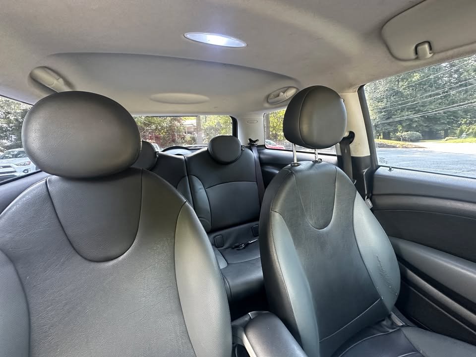 2010 MINI Cooper - $4,200