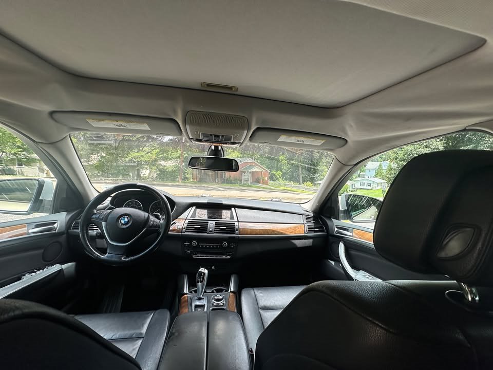 2013 BMW X6 - $11,999