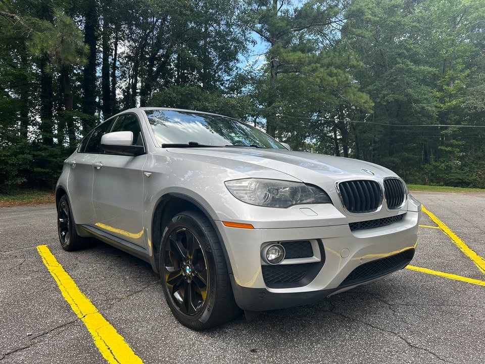 2013 BMW X6 - $11,999