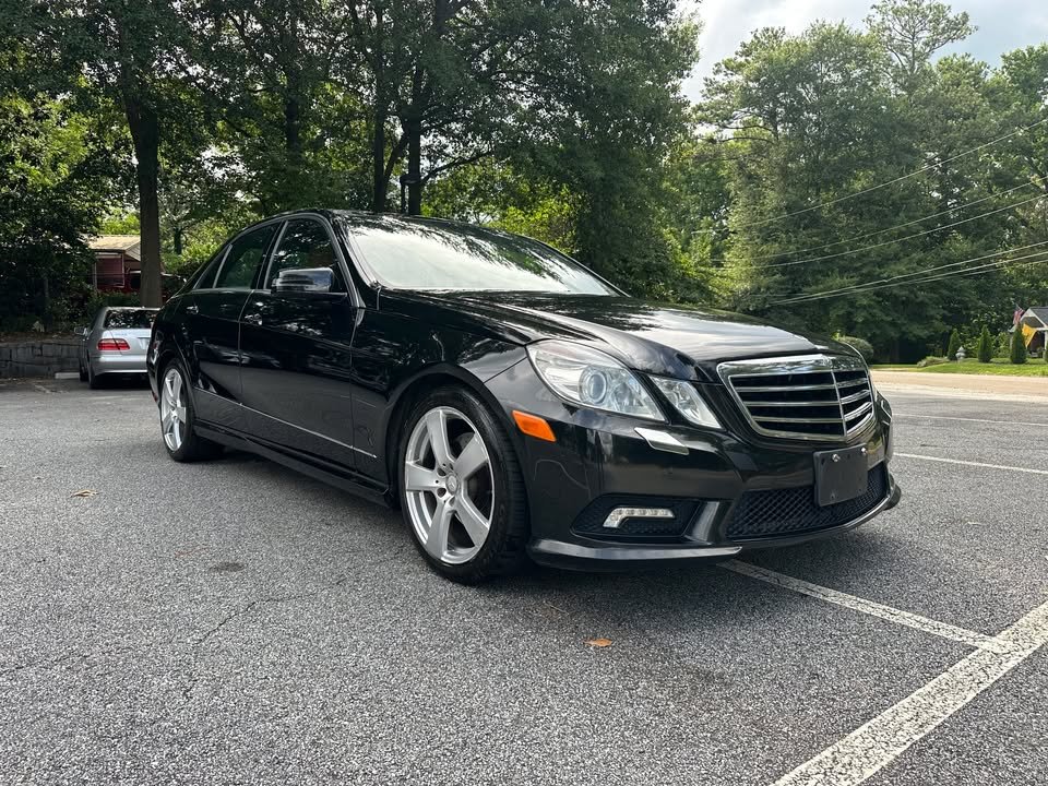 2011 Mercedes-Benz E-Class - $6,900