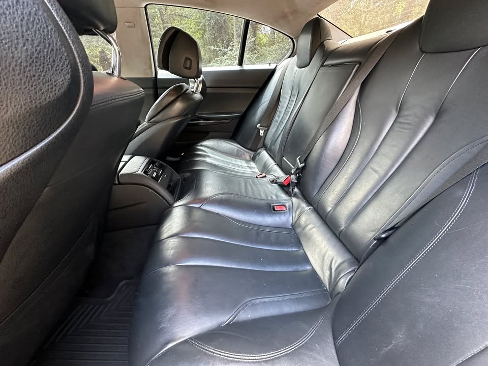 2013 BMW 650i - $11,800